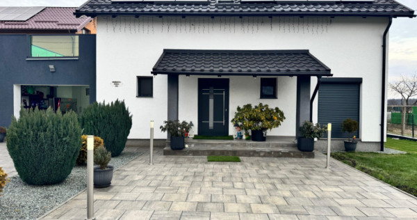 ???? Casă modernă, complet mobilată, cu panouri solare, j