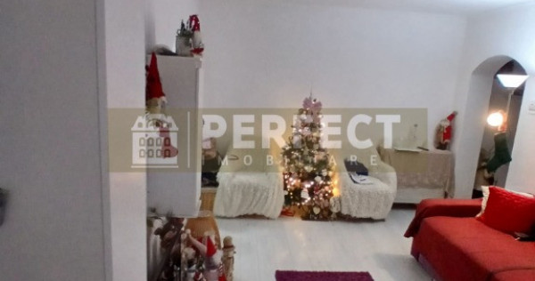 RENOVAT COMPLET! 3 camere SEMIDEC.63500 euro!! zona nord