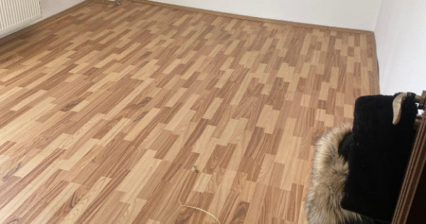 Apartament 2 camere, decomandat - zona Noua