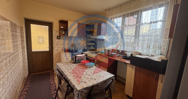 CASA P+1+M ZONA CENTRALA