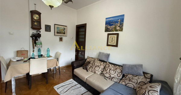 Apartament 2 camere etaj 1 zona Unirii centrala perfect pent