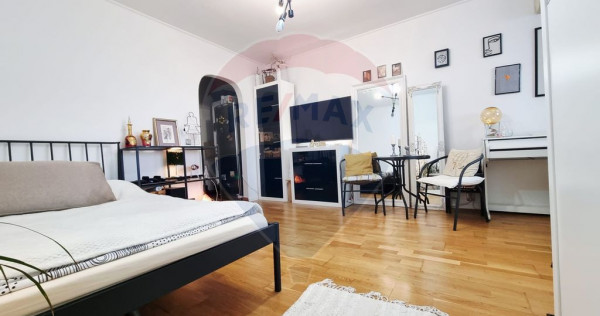 Garsoniera de v&acirc;nzare metrou Costin Georgian