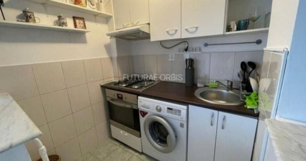 Dristor etaj 8 semidecomandat