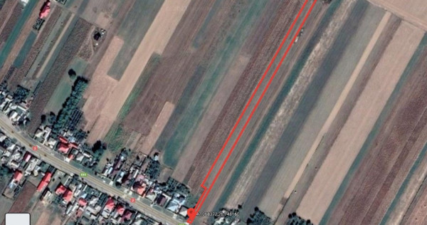 Teren &ndash; 2 deschideri (E85 + drum comunal), utilități. Proprietar