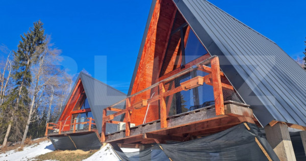 Oportunitate de investiție &ndash; 3 Cabane A-Frame la cheie &icirc;