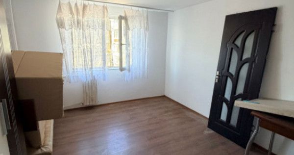 Garsoniera in zona Far