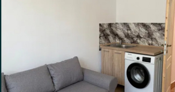 Camera de camin cu baie si bucatarie - zona Astra