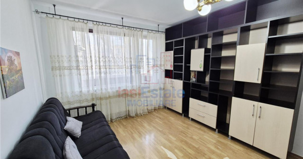 Apartament cu 3 camere in Podu Ros