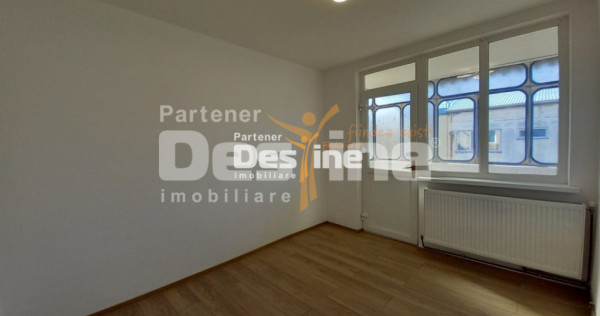 Apartament 2 camere 46 mp model decomandat, renovat in total