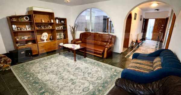 Casă S+P+M, 163 mpu, teren 372 mp, zona Bariera Valcii