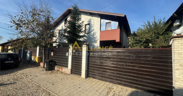 Casa tip duplex ~ 4 camere 2 bai ~ teren 200mp