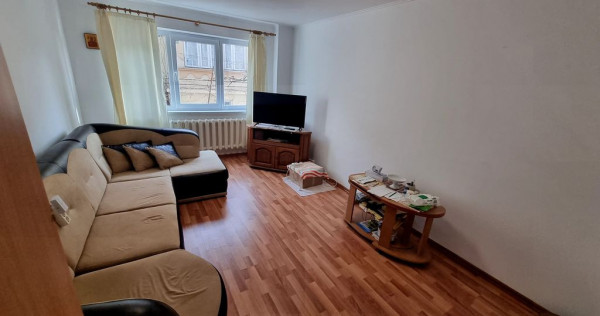 Ultracentral liceul Pedagogic- apartament 4 camere decoma...