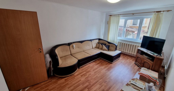 Ultracentral liceul Pedagogic- apartament 4 camere decoma...