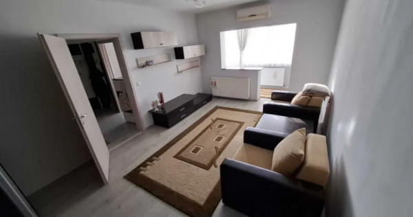 Apartament 2 camere, decomandat - zona Tractorul