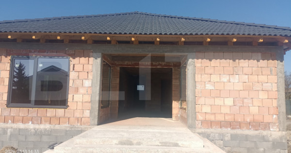 Casă la Roșu &ndash; Localitatea Dumbrăvioara, com Ernei