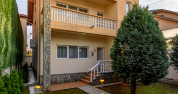Casă S+P+E+M, 5 dormitoare, mansardă 85 mp, garaj &ndash; zona