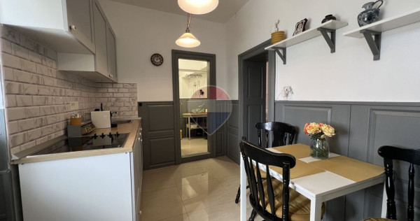 AFACERE LA CHEIE | Apartament 2 Camere &icirc;n Centrul Istoric Sibiu