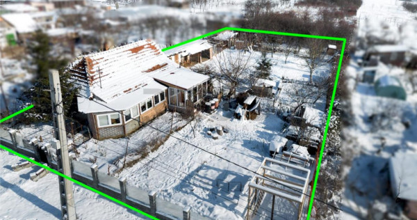 RECO . Casa in Cetariu cu teren generos 1600mp