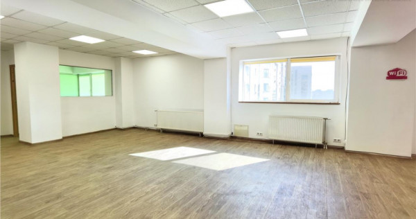 Spatiu de birouri luminos Centru Civic