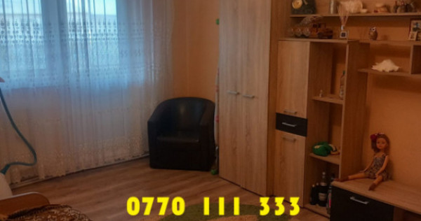 Apartament 3 camere, confort 1 decomandat, zona Vidin.