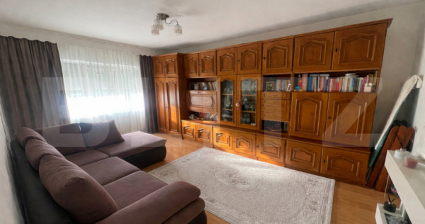 Apartament 3 camere, 68 mp, zona Dumbrava