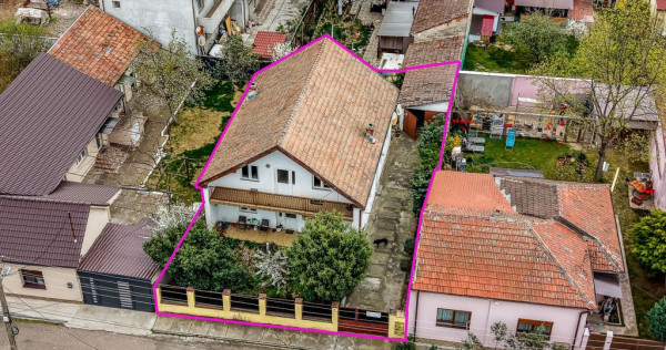 Casă construită &icirc;n anul 2000, cu 5 camere Aradul Nou, ...