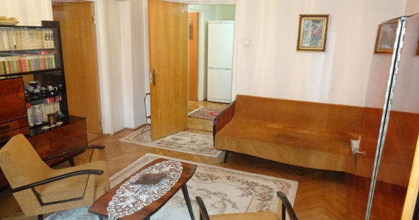Vand apartament cu 2 camere in Deva, zona Titu Maiorescu,parter inalt,