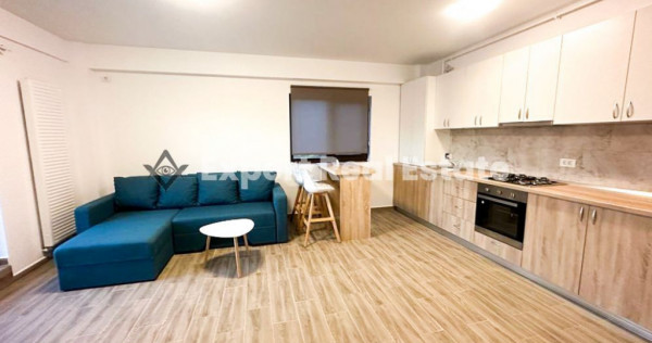 Studio Modern-OTOPENI CENTRAL-LOC DE PARCARE INCLUS