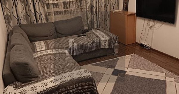 Apartament 3 camere semidecomandat