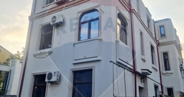 Casă / Vilă Individuală &ndash;Strada Ronda, București |D...