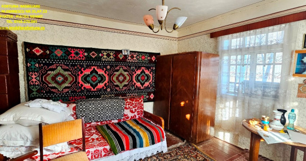 Casa + Anexa + Teren 6000 mp, la 10 minute de oras, com.Garcina