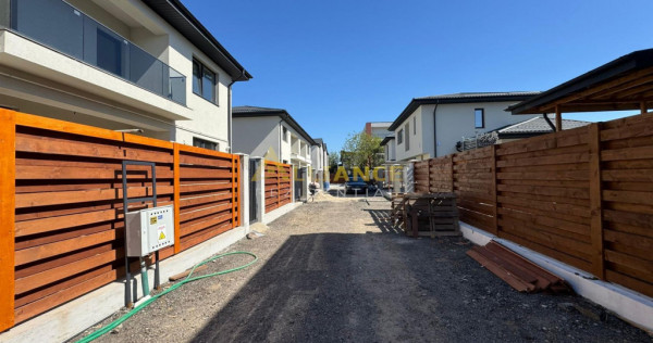 {Primarie} Vila 3 camere - 3 bai | Teren 210 mp