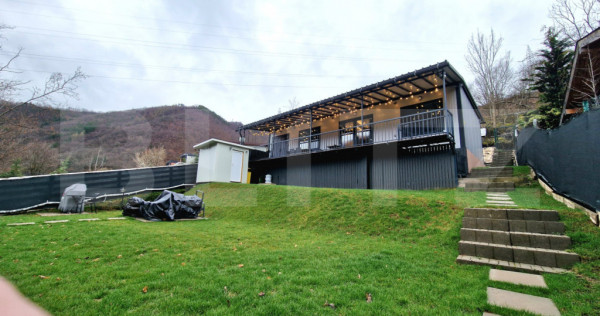 Cabană de vis pe malul lacului Someșul Cald &ndash; ponton pro