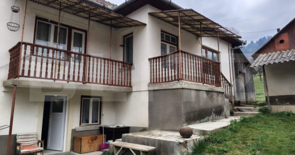 Casă individuală 4 camere, 91 mp, teren 1376 mp, in Suceag
