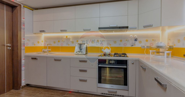 Apartament special | 137.36mp utili | 143mp utili totali ...