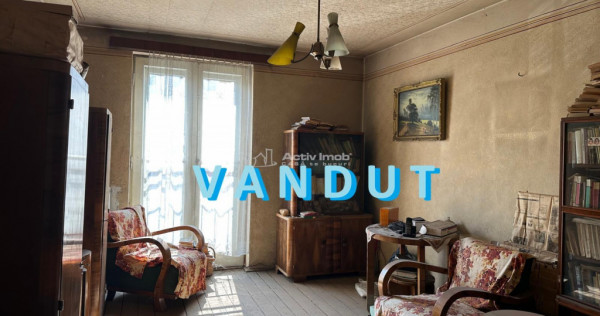 RESITA, 2 Cam.cf.1 Decom. LUNCA