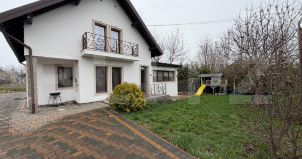 Casa moderna, 6 camere, 300 mp construiti, zona Ipotesti