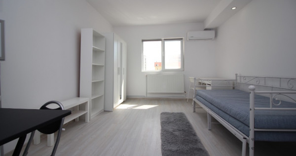 Titan - metou 1 Decembrie 1918 5 minute, garsonieră nouă