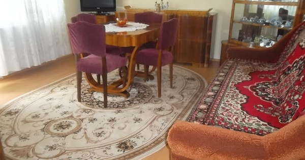 Vand apartament 3 camere decomandat in Deva, zona Carpati,