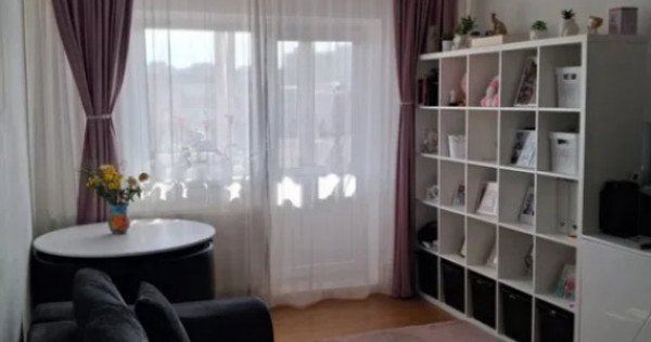 Apartament 3 camere, decomandat - zona Scriitorilor