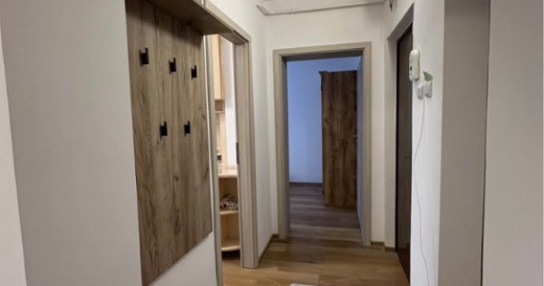 Apartament 3 camere , in Podu Ros,