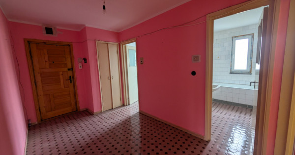 Apartament 2 camere decomandate, Banca Națională
