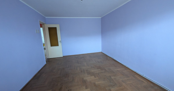 Apartament 2 camere decomandate, Banca Națională