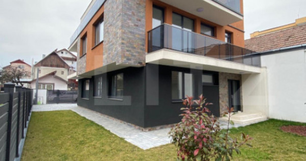 Casa individuala, 6 camere, 220 mp, zona Iulius Mall