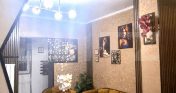 Apartament de vanzare, 3 camere, 70 mp, T&acirc;rgoviștei - Micr
