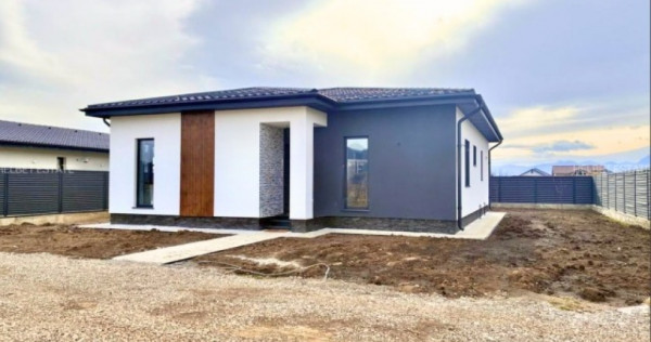 Casa 4 camere, 159mp, teren 500mp, zona Sanpetru,Brasov, 223.000euro