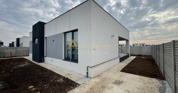 Complex Rezidential - Casa individuala - 4 camere 2 bai - te