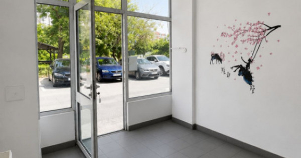 Spatiu comercial - 20 mp Lapus