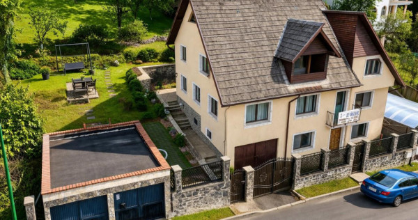 Vila cu potential,2 garaje,teren 1.080 mp,strada Marasesti,