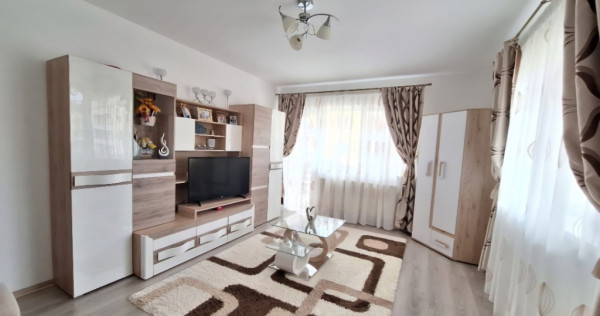 Proprietar-apartament spatios 2 camere de vanzare parcare Subcetate